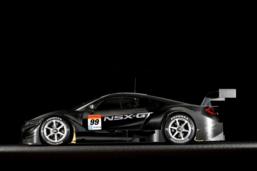  Honda NSX-GT 2017 года  (фото 4 из 4)